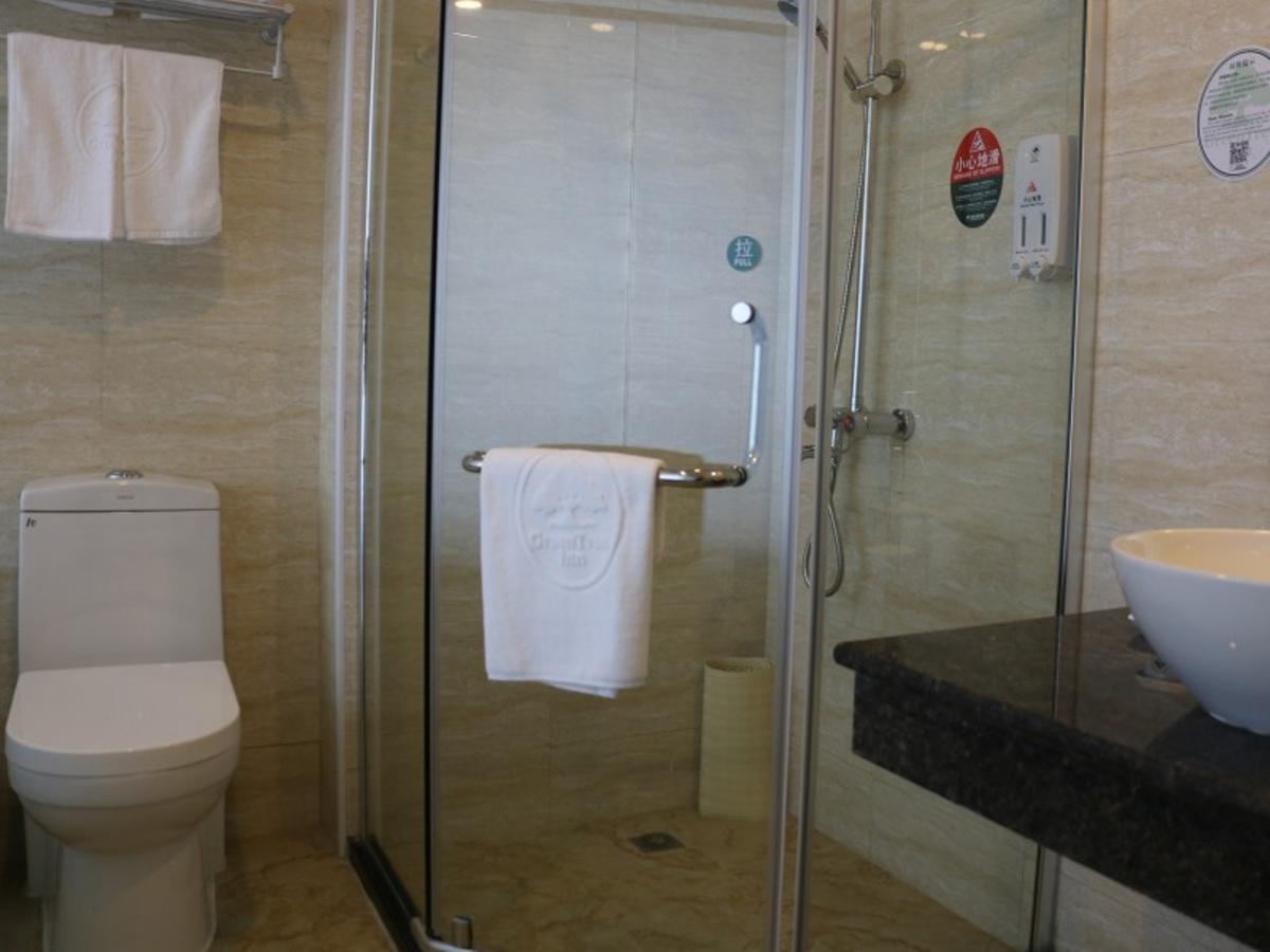 Greentree Inn Henan Luoyang Peony Square Business Hotel Екстер'єр фото